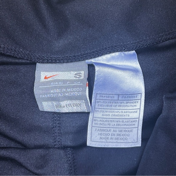 Nike Capri Leggings Black White Cropped Ankle Tights Yoga Gym Athleisure Small - Picture 5 of 8